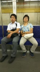 仲のいい、先輩と後輩。疲労困憊。